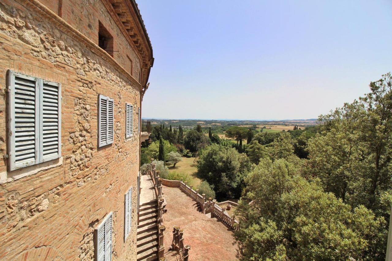 Castello Di Sovicille - Residenza D'Epoca Bed & Breakfast Dış mekan fotoğraf