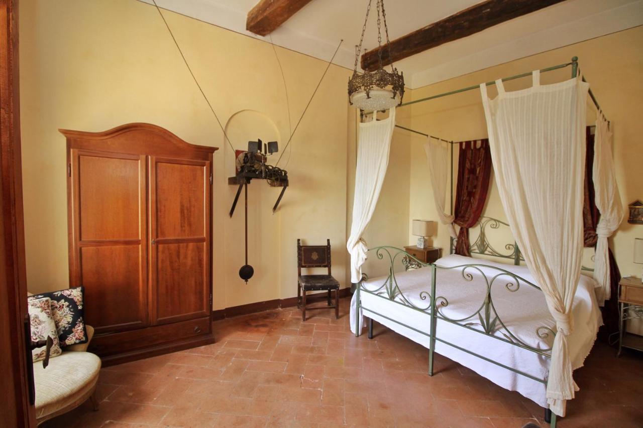 Castello Di Sovicille - Residenza D'Epoca Bed & Breakfast Dış mekan fotoğraf