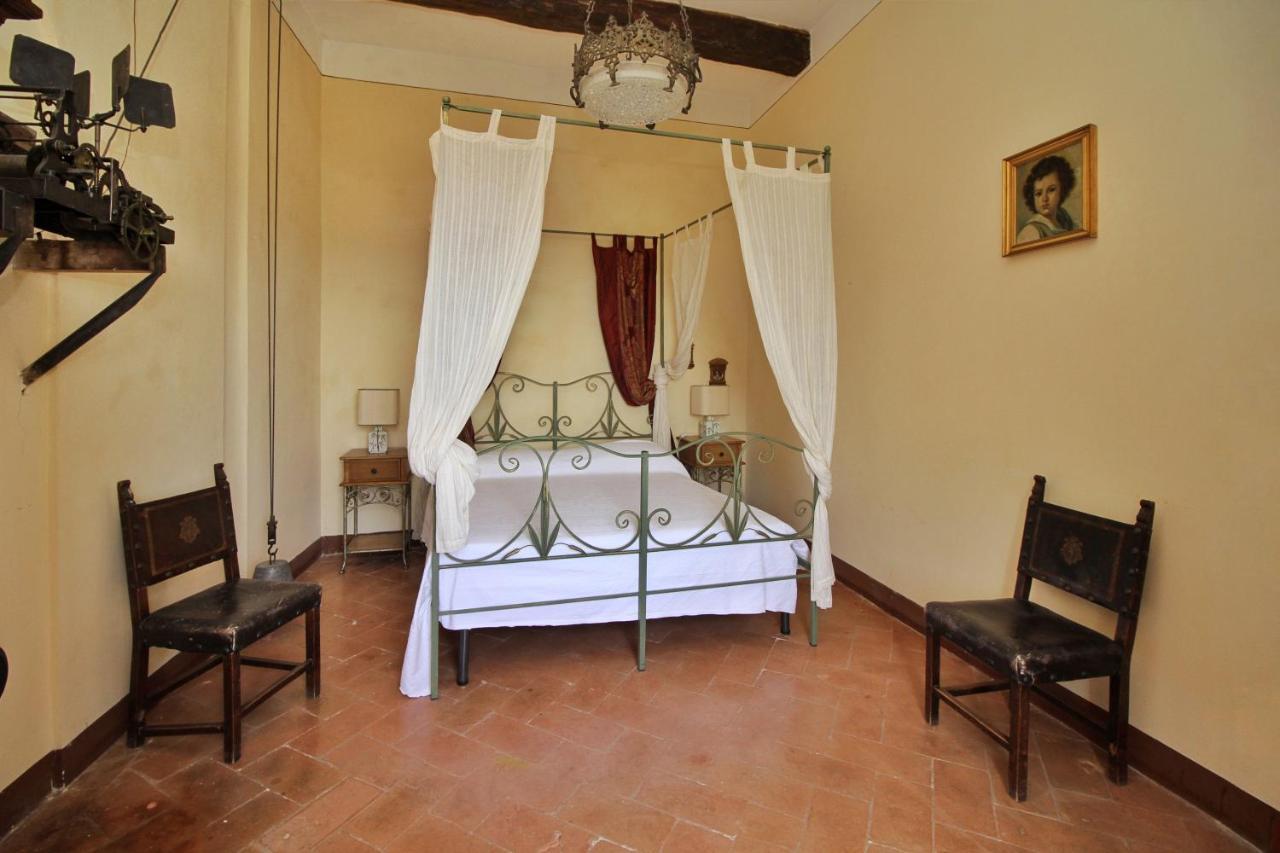 Castello Di Sovicille - Residenza D'Epoca Bed & Breakfast Dış mekan fotoğraf
