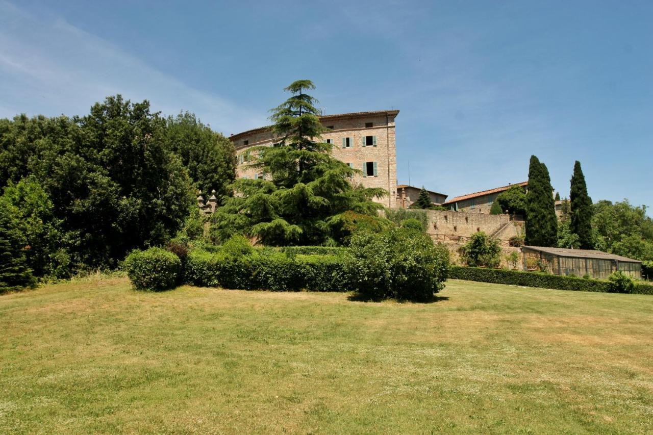 Castello Di Sovicille - Residenza D'Epoca Bed & Breakfast Dış mekan fotoğraf