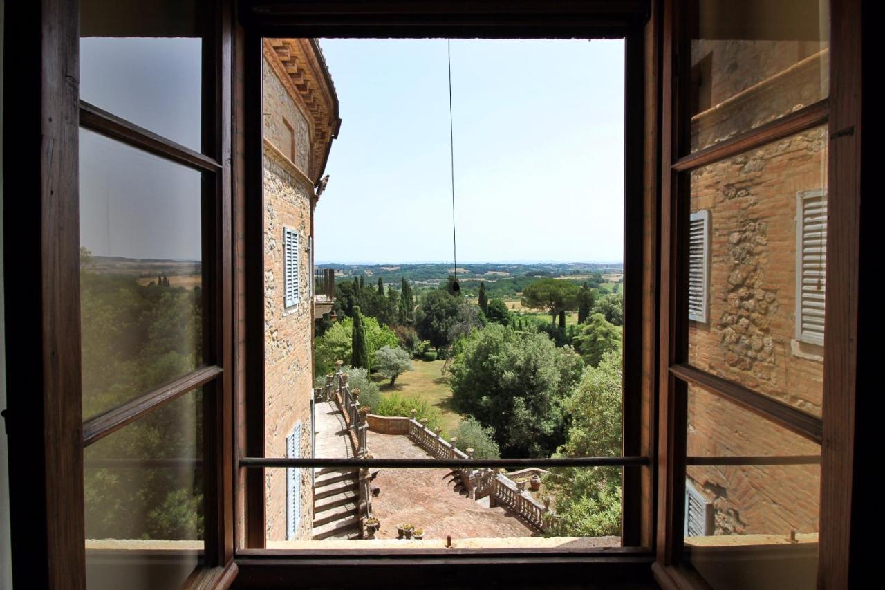 Castello Di Sovicille - Residenza D'Epoca Bed & Breakfast Dış mekan fotoğraf
