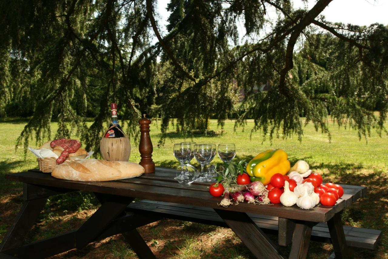 Castello Di Sovicille - Residenza D'Epoca Bed & Breakfast Dış mekan fotoğraf