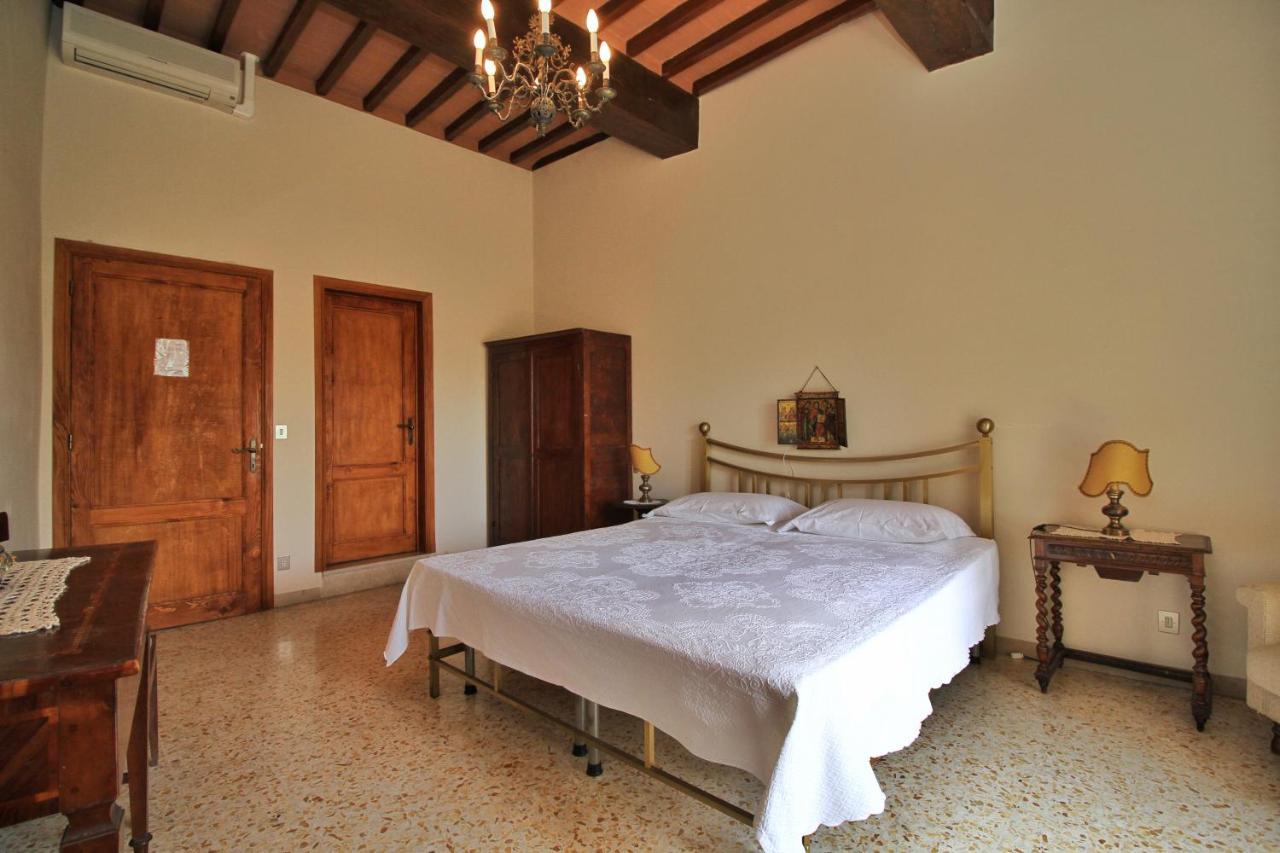 Castello Di Sovicille - Residenza D'Epoca Bed & Breakfast Dış mekan fotoğraf