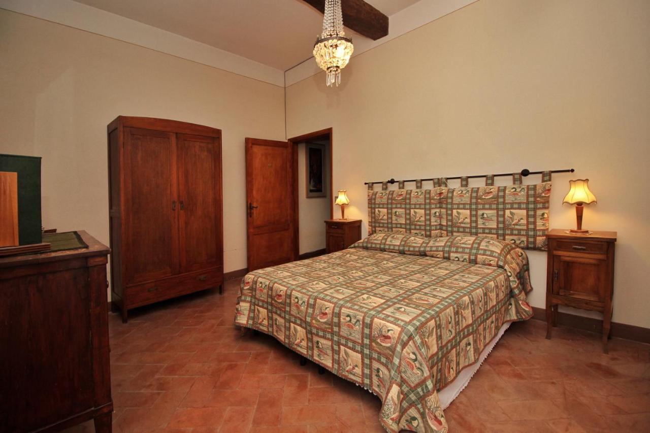 Castello Di Sovicille - Residenza D'Epoca Bed & Breakfast Dış mekan fotoğraf