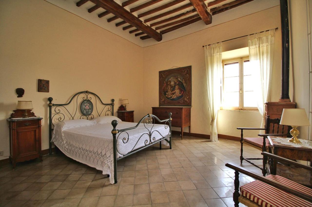 Castello Di Sovicille - Residenza D'Epoca Bed & Breakfast Dış mekan fotoğraf