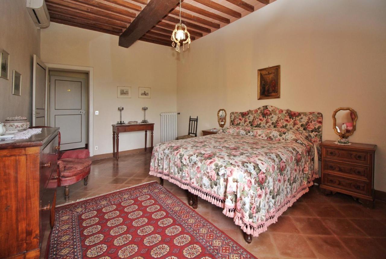 Castello Di Sovicille - Residenza D'Epoca Bed & Breakfast Dış mekan fotoğraf