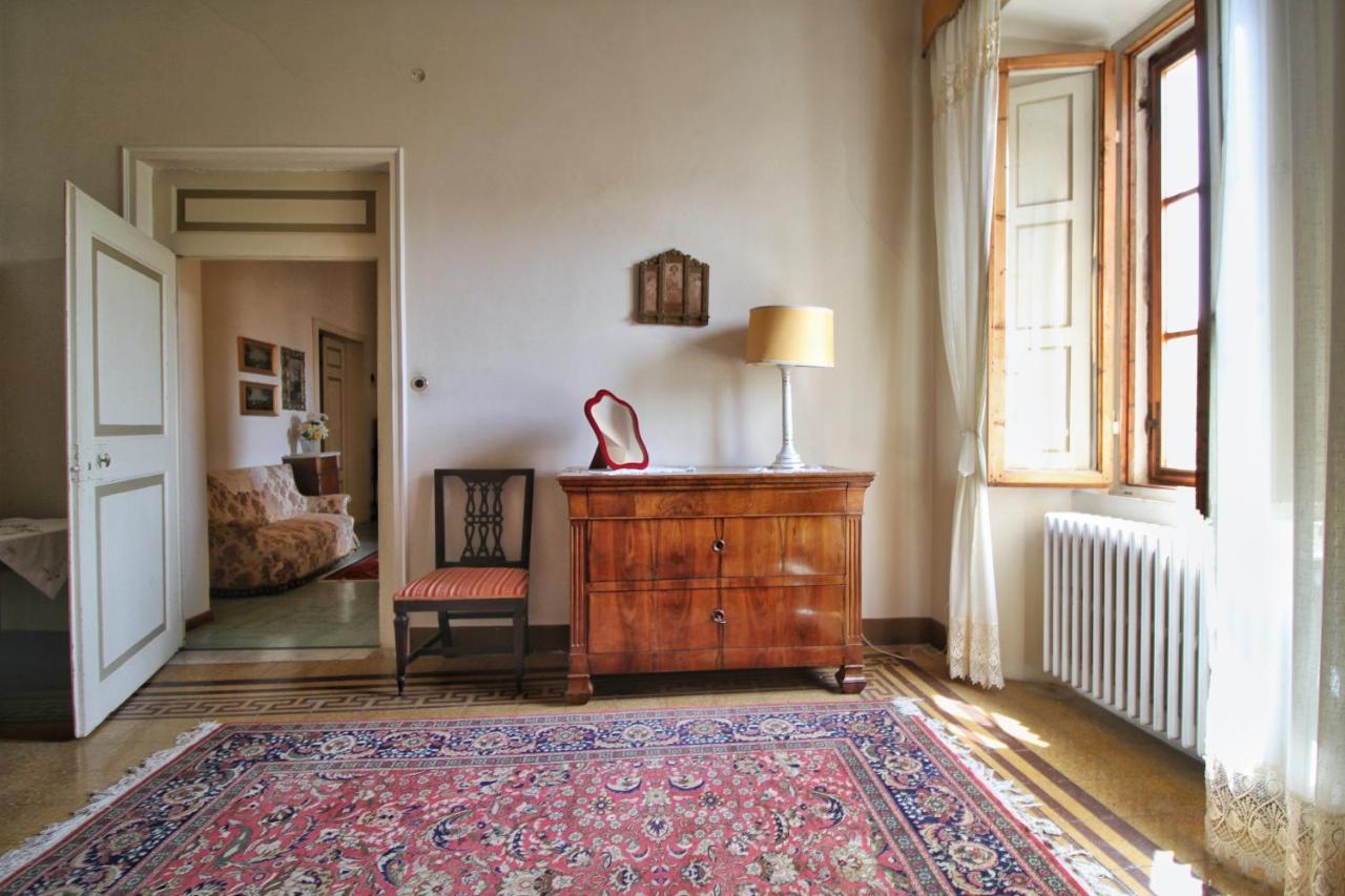 Castello Di Sovicille - Residenza D'Epoca Bed & Breakfast Dış mekan fotoğraf