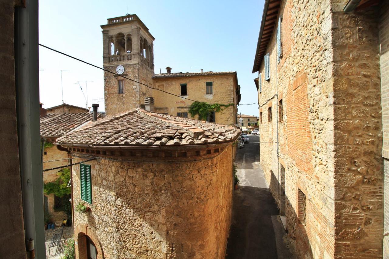 Castello Di Sovicille - Residenza D'Epoca Bed & Breakfast Dış mekan fotoğraf